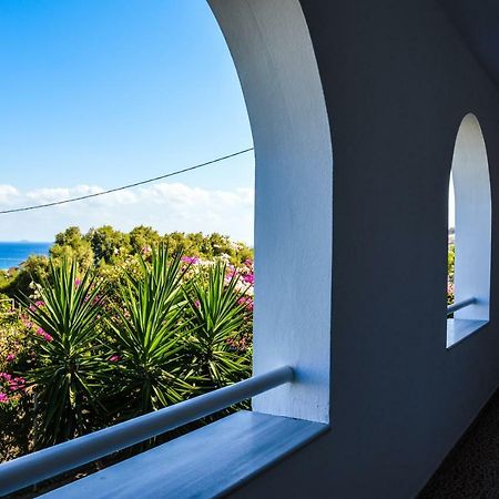 United Blue Resorts - White Sand Karteros Extérieur photo