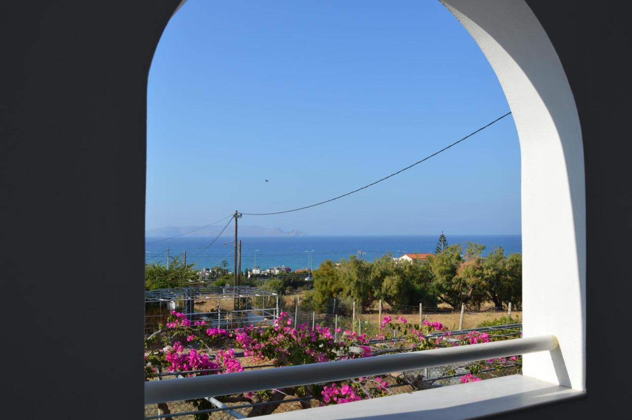 United Blue Resorts - White Sand Karteros Extérieur photo